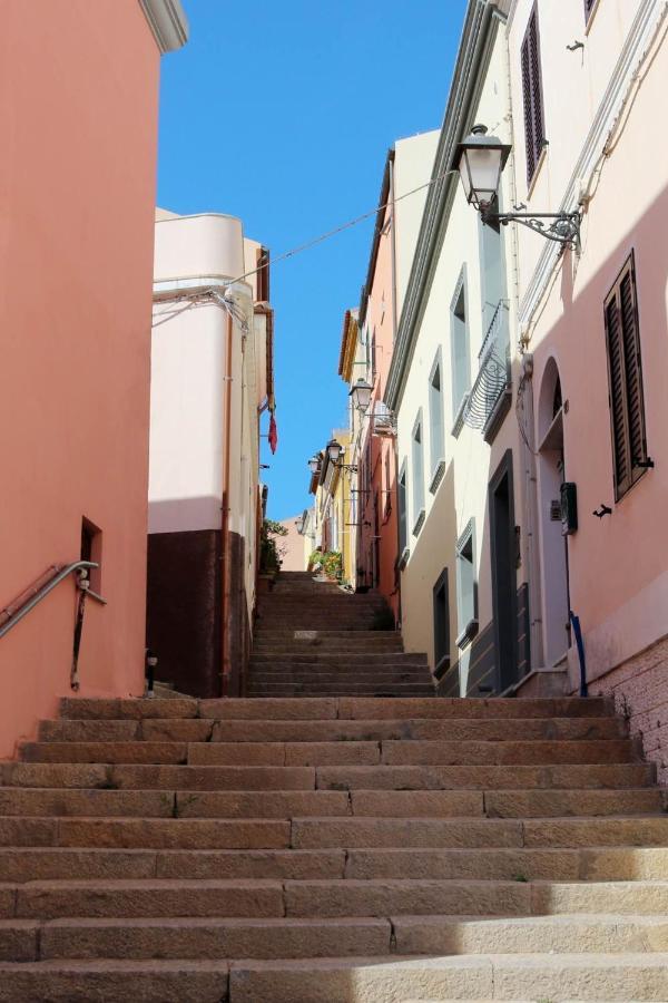 Clelia'S Boutique Rooms & Suites La Maddalena  Zewnętrze zdjęcie