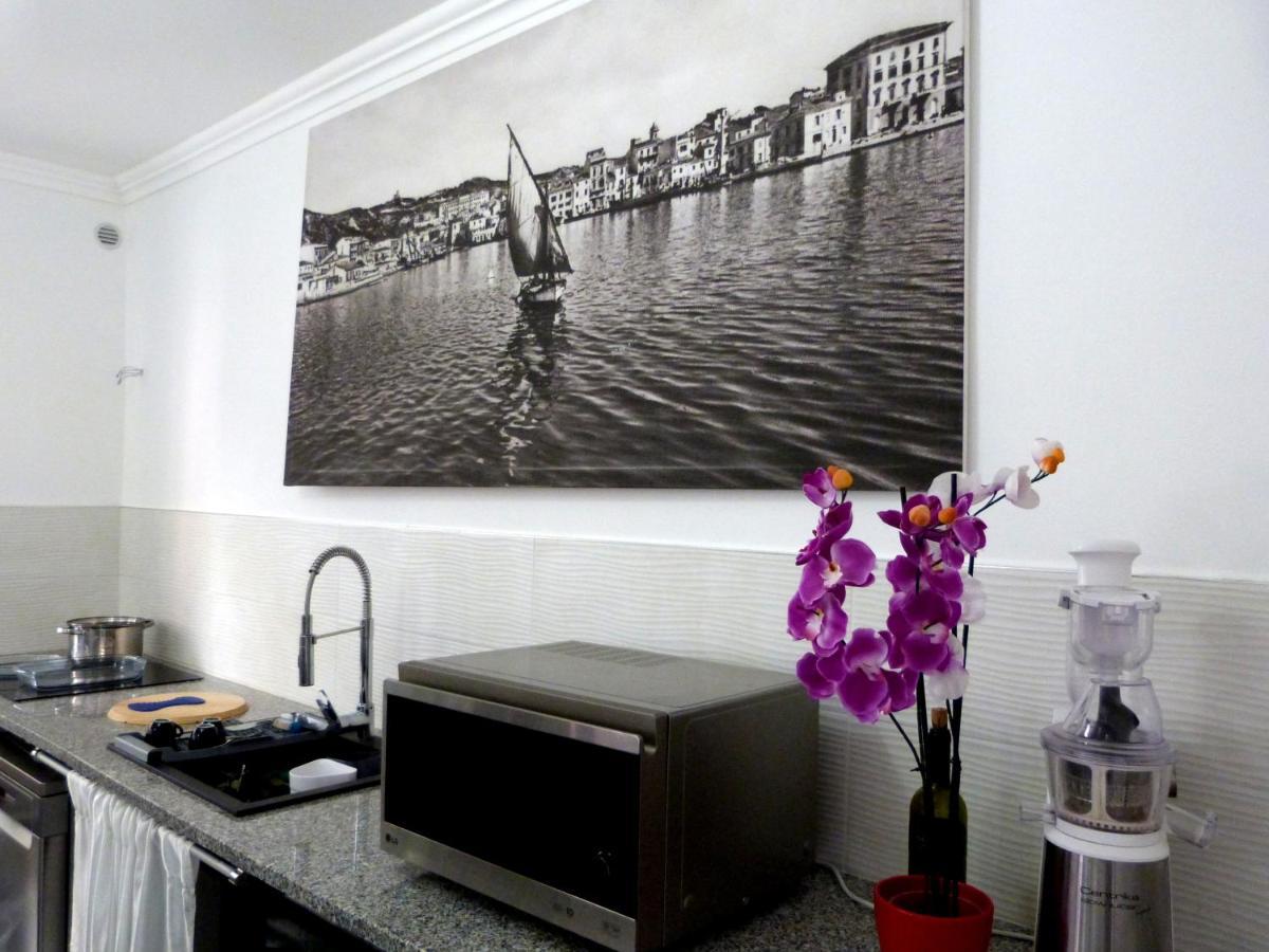 Clelia'S Boutique Rooms & Suites La Maddalena  Zewnętrze zdjęcie